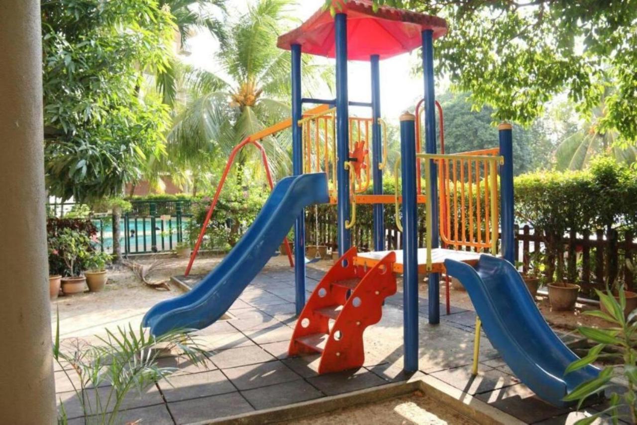 Designer Suite Apartment Seaview 10Pax Families Suite Kuah Exterior photo